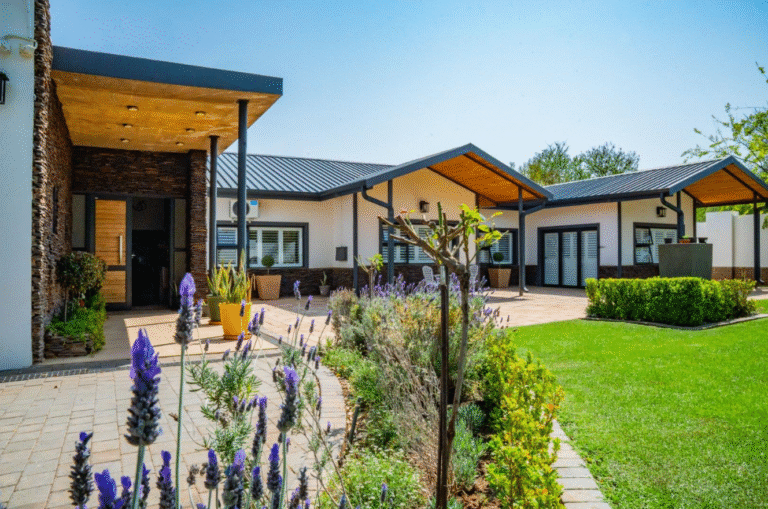 Eagles Property Wilkoppies Luxury Mansion