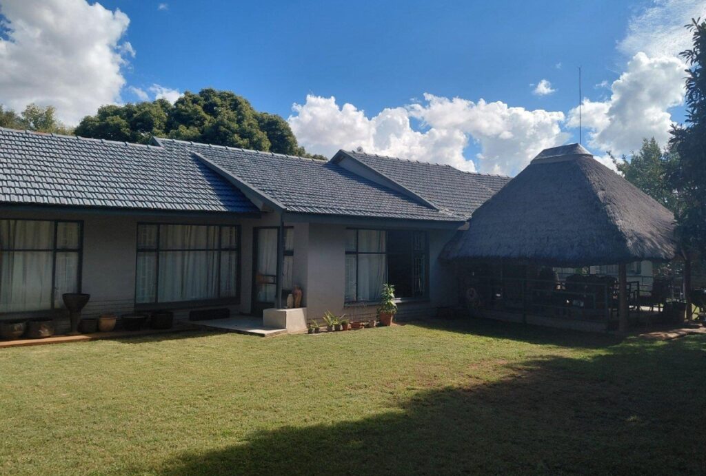 Consulting rooms, clinic, and more – Wilkoppies