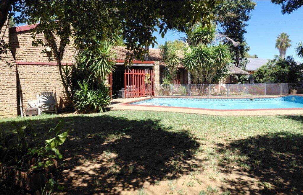 Prime Location – 3 Bedroom home, Flimieda Klerksdorp