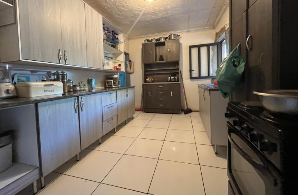 Three bedrooms in an established Klerksdorp address